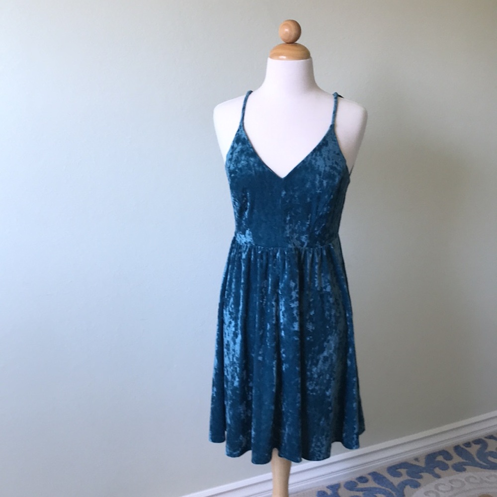 M Wild Fable teal crushed velvet strappy dress